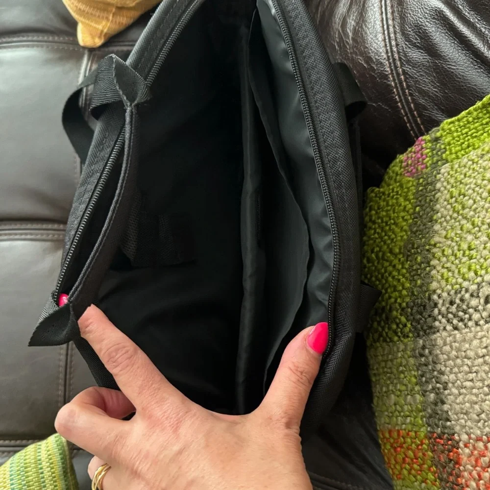 Targus black laptop case / travel bag